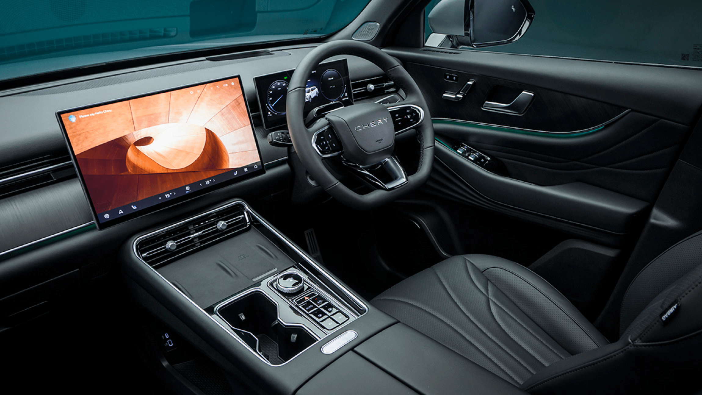 Chery Tiggo 9 CSH interior featuring a sleek dashboard with large touchscreen display and premium black leather seating